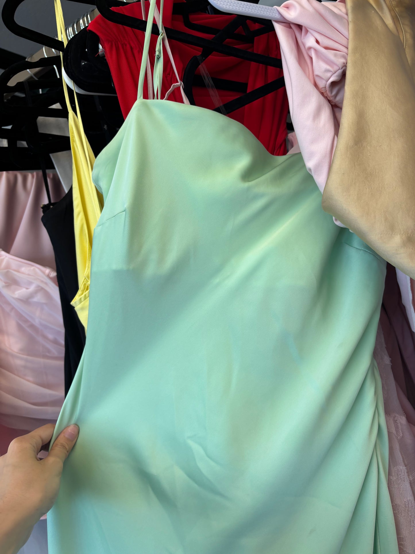 EX RENTAL Ruby Cucumber Slip sz 12