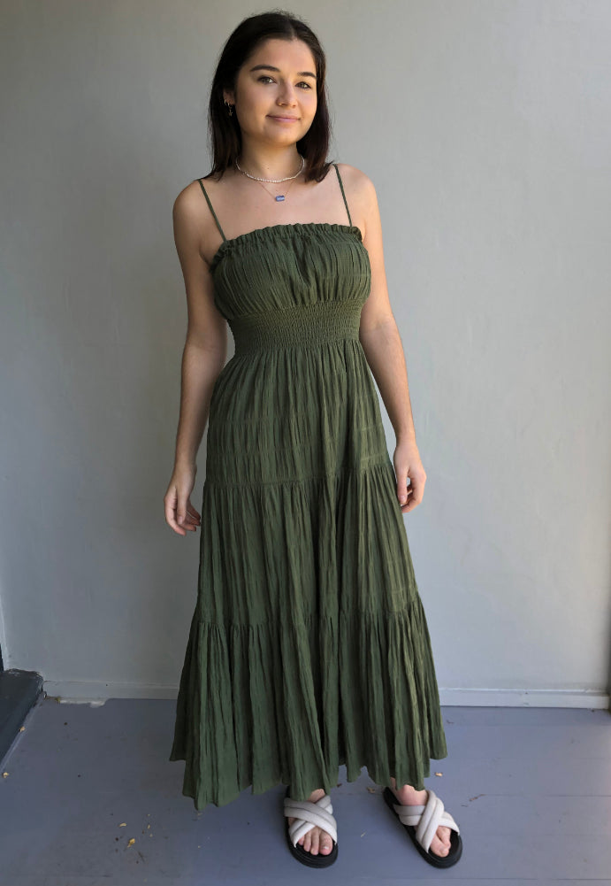Leila and Luca Green dress sz 10 - Dress Rental NZ
