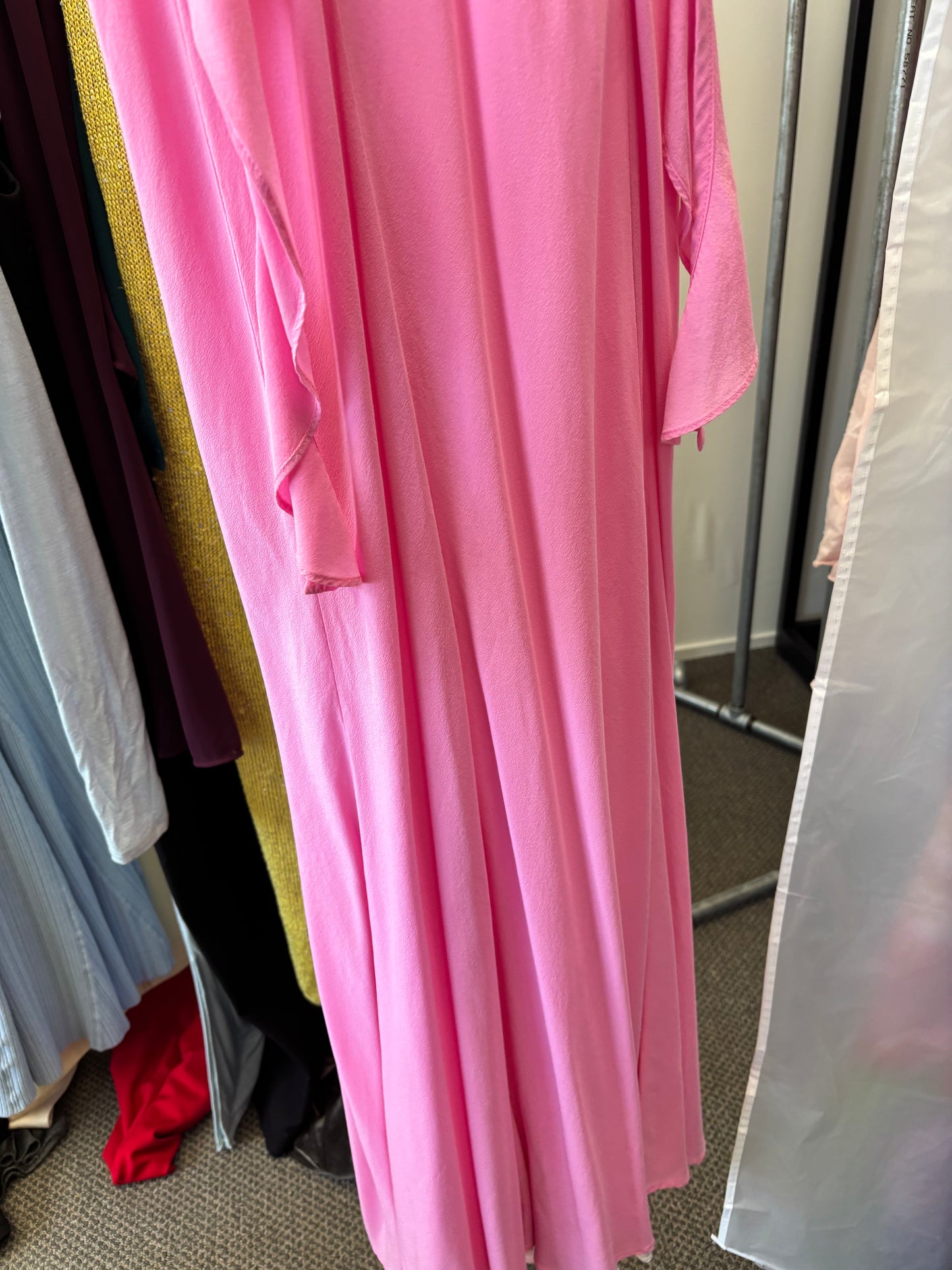 EX RENTAL Maggie Marilyn Love is a Place Dress Sz M Pink
