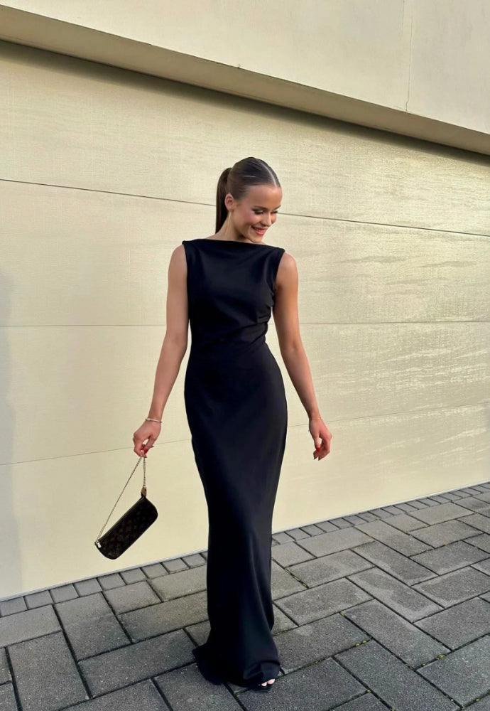 Effie Kats Verona Gown Black Sz S